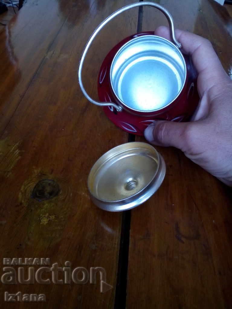 Παράδοση Παλιά αλουμινένια ζαχαριέρα Παράδοση Παλιά αλουμινένια ζαχαριέρα