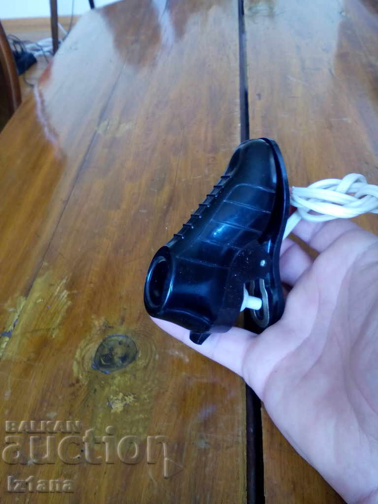 Old night lamp with price 16.00 BGN | € 8.18 Old night lamp with price 16.00 BGN | € 8.18