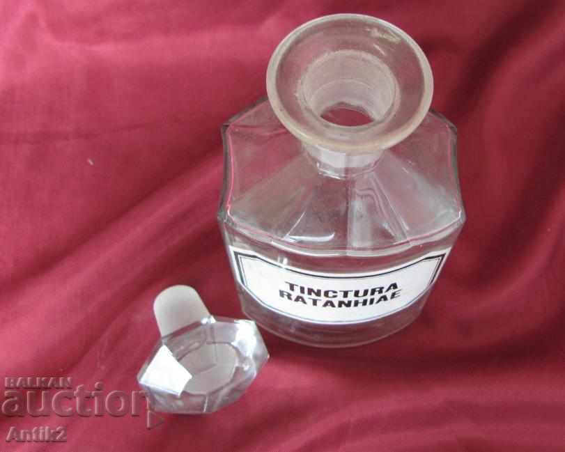 Delivery of 19th century Antique Pharmacy School Delivery of 19th century Antique Pharmacy School