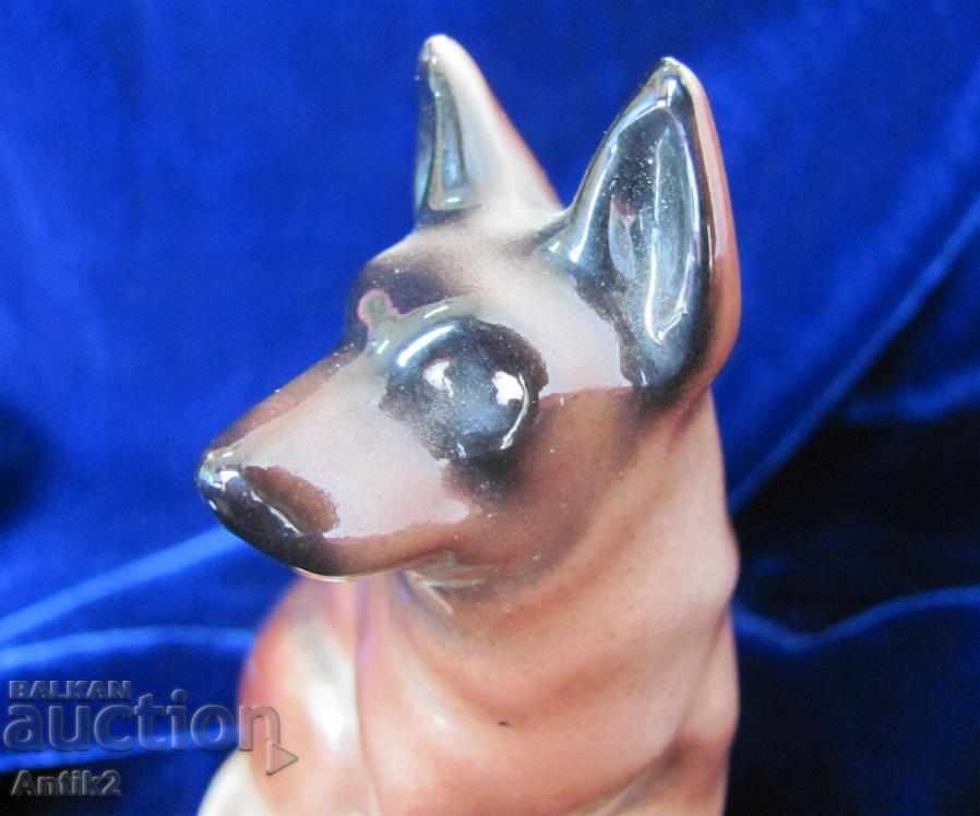 Old Porcelain Figure Dog with price 40.00 BGN | € 20.45 Old Porcelain Figure Dog with price 40.00 BGN | € 20.45