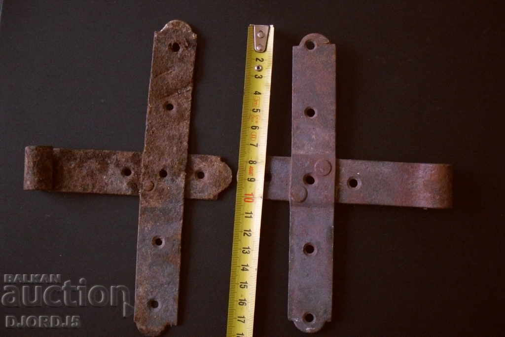 Old forged hinges with price 3.00 BGN | € 1.53