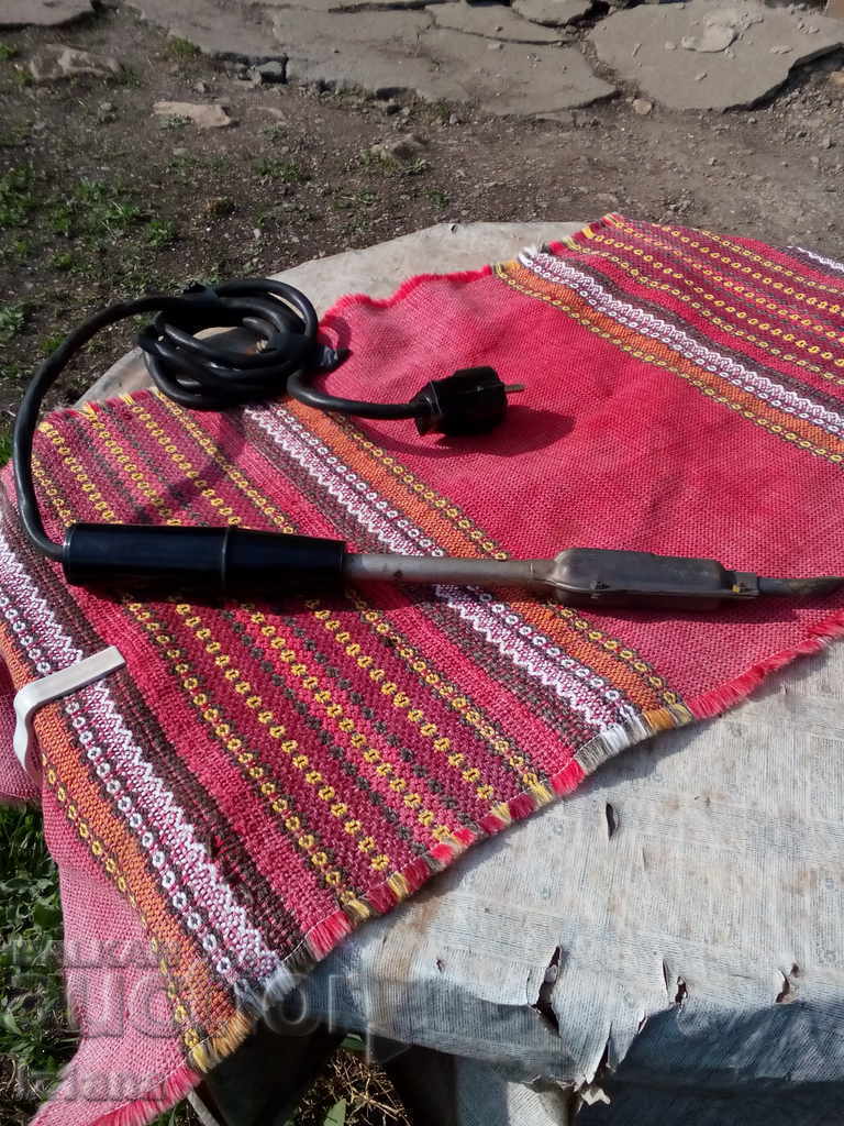 Old soldering iron with price 22.00 BGN | € 11.25