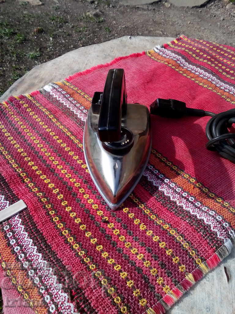 Old electric iron - 5 Old electric iron - 5