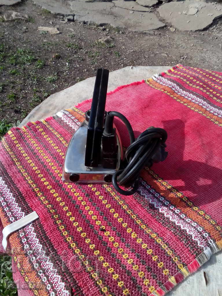 Old electric iron - 7 Old electric iron - 7