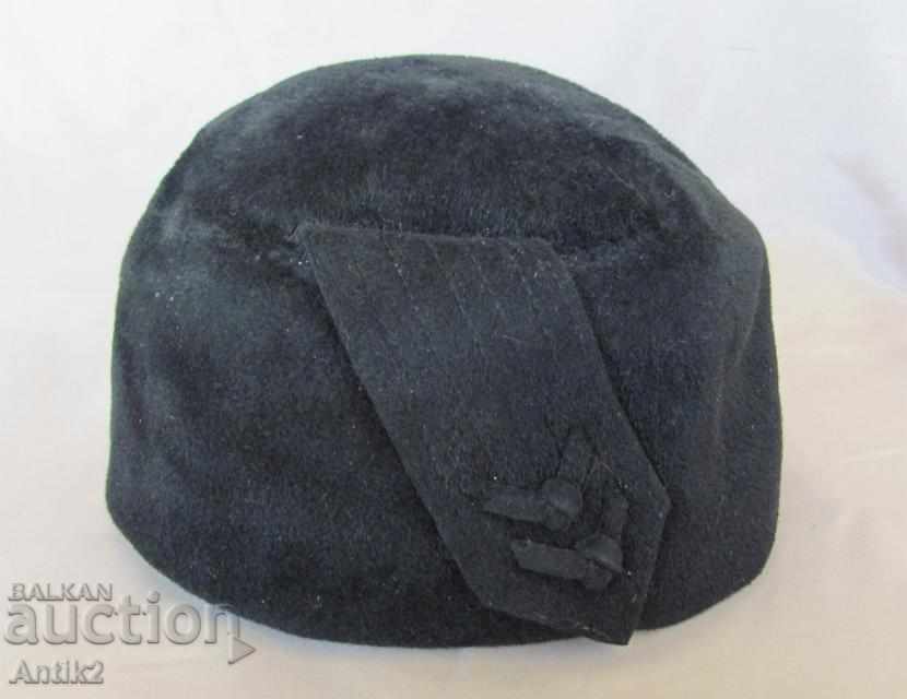 Auction  The 20 Original Ladies Hat Felts