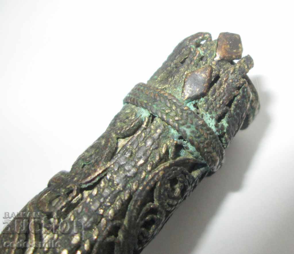 Ancient Renaissance cigarette mugstep filigran old 19th century with price 150.00 BGN | € 76.69 Ancient Renaissance cigarette mugstep filigran old 19th century with price 150.00 BGN | € 76.69