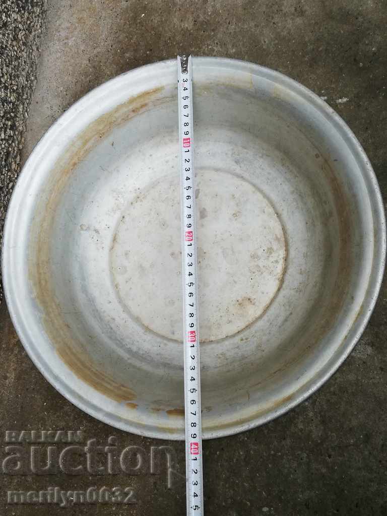 Auction Aluminum basin household kettle bucket bowl Auction Aluminum basin household kettle bucket bowl