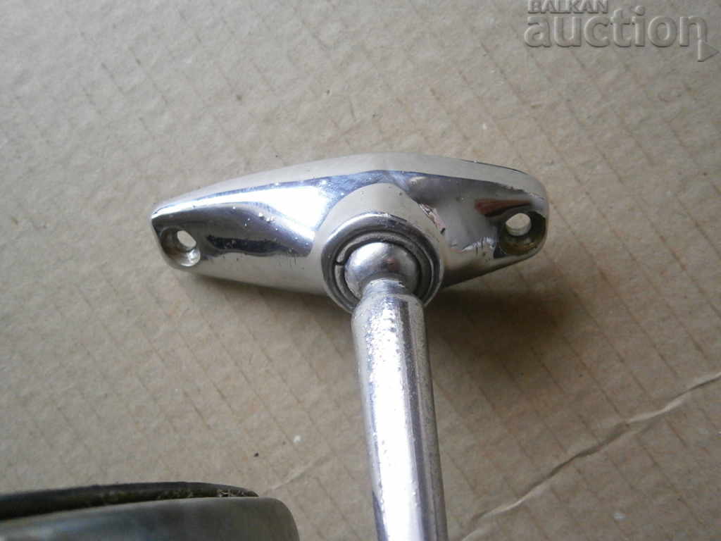 Delivery of retro chrome car mirror