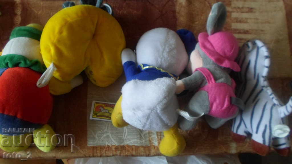 LOT OF PLUSH TOYS-5 pcs. with price 7.90 BGN | € 4.04 LOT OF PLUSH TOYS-5 pcs. with price 7.90 BGN | € 4.04