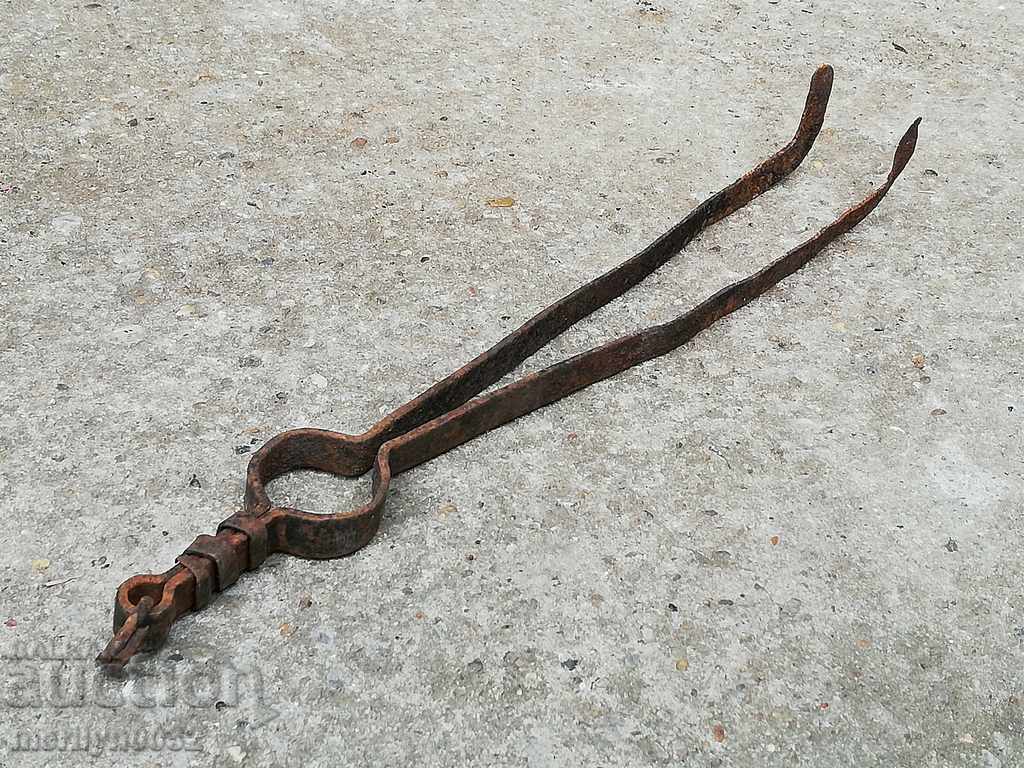 Old dilaf, mash, wrought iron for a furnace with price 29.00 BGN | € 14.83 Old dilaf, mash, wrought iron for a furnace with price 29.00 BGN | € 14.83