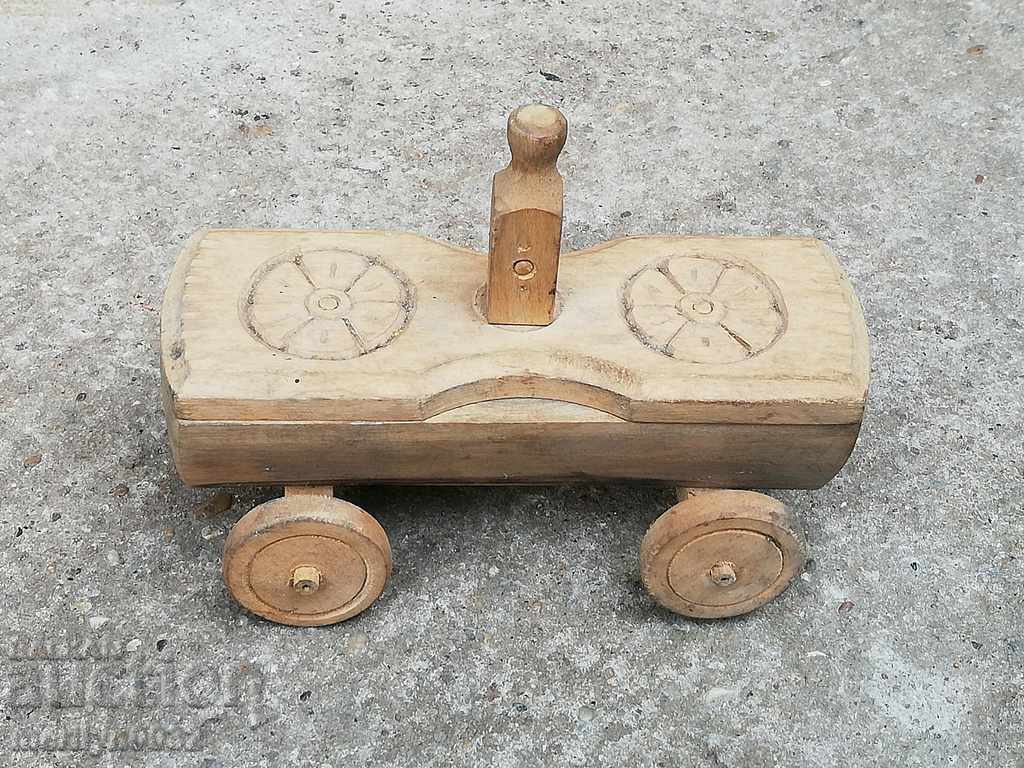 Old wood carved wood saucer primitive - 6 Old wood carved wood saucer primitive - 6