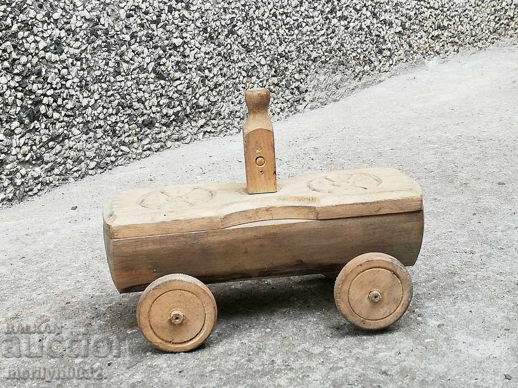 Old wood carved wood saucer primitive - 7 Old wood carved wood saucer primitive - 7