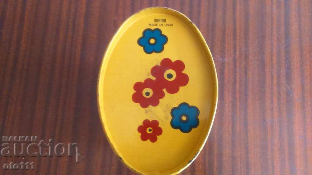 Delivery of OLD CHILDREN'S TIN BAG - USSR Delivery of OLD CHILDREN'S TIN BAG - USSR