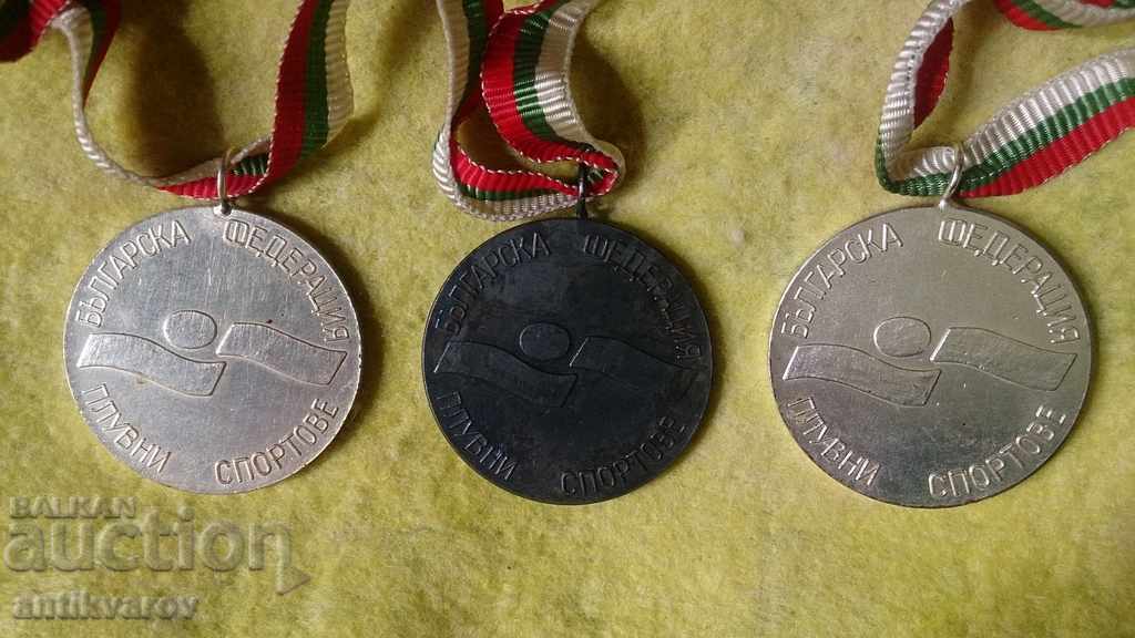 Лот спортни медали / медал