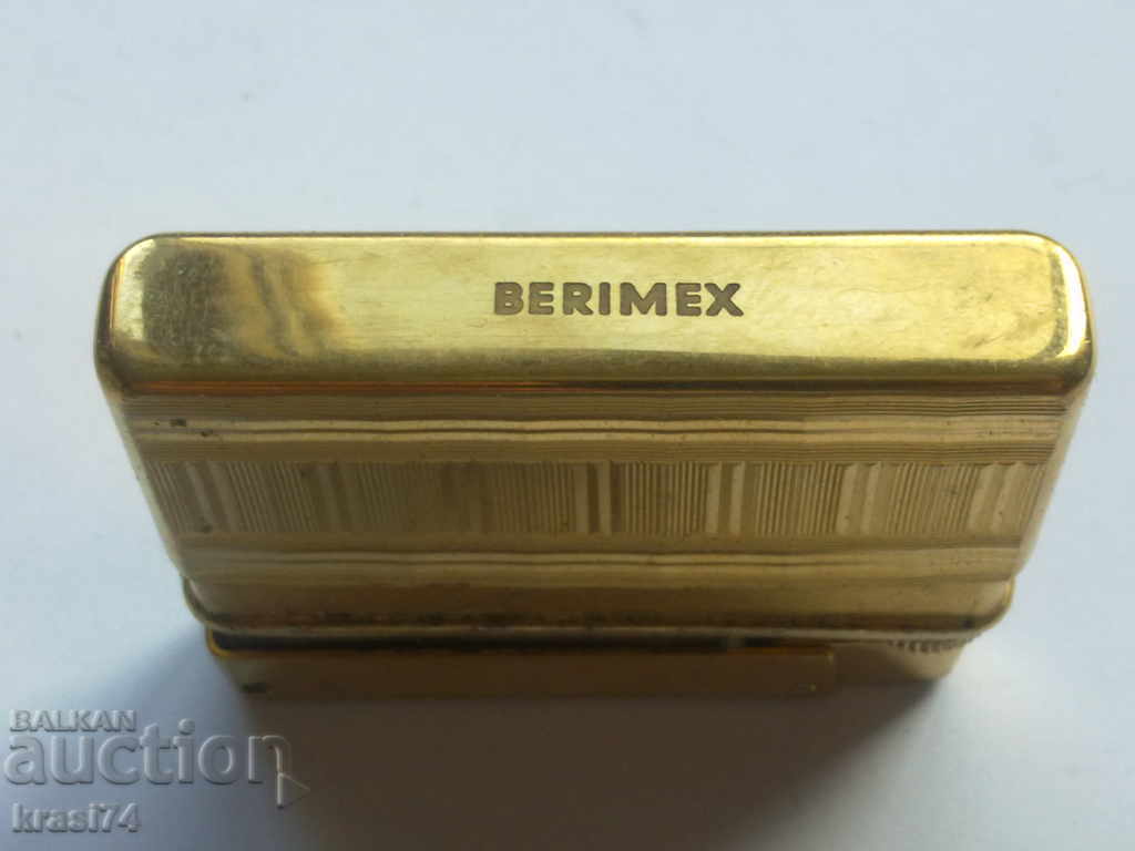 An old, gilded lighter with price 45.00 BGN | € 23.01 An old, gilded lighter with price 45.00 BGN | € 23.01