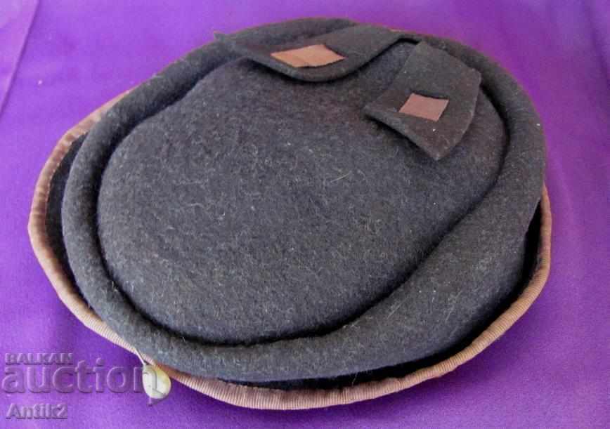 19th Century Ladies Wool Hat - 6