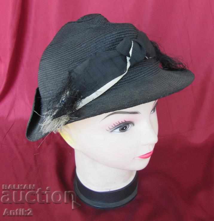 Auction  The 30 Ladies Hat