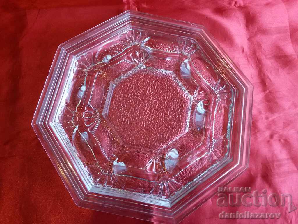 Auction  Unique Beautiful Egg Stand Crystal Glass