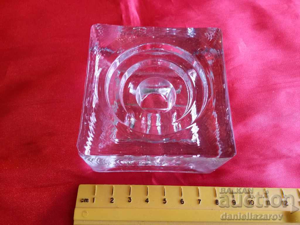 Delivery of Beautiful Two - sided Candlestick Crystal Glass Delivery of Beautiful Two - sided Candlestick Crystal Glass