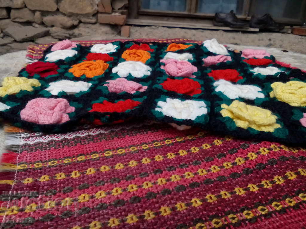 An old knit pan with price 5.00 BGN | € 2.56 An old knit pan with price 5.00 BGN | € 2.56