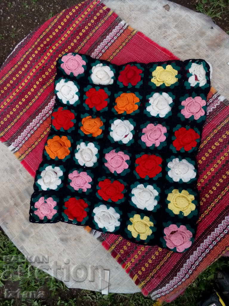 Delivery of An old knit pan Delivery of An old knit pan