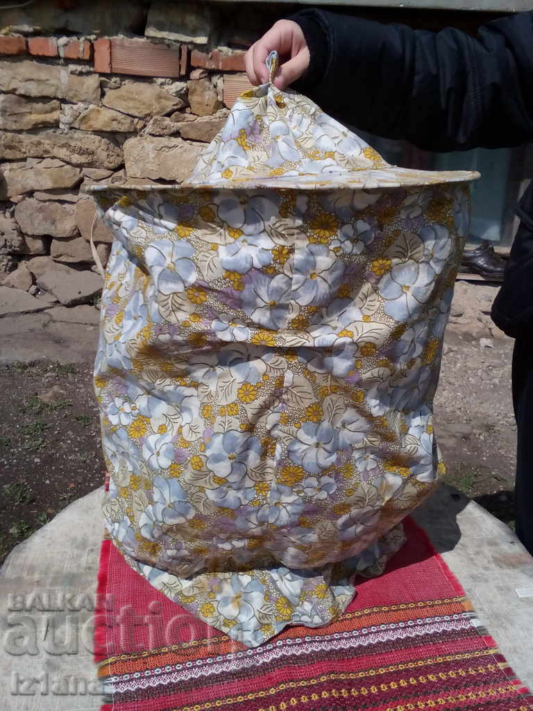 Auction Old beehive protection hat Auction Old beehive protection hat