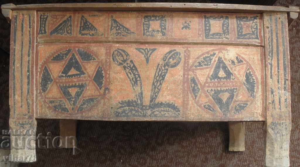 OLD CHEST, CHEST, CHASE - 6 OLD CHEST, CHEST, CHASE - 6