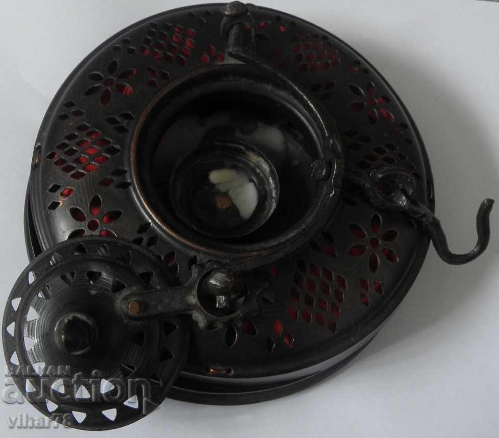 Delivery of OLD OSSON LAMP FENER WITH TAGGERS