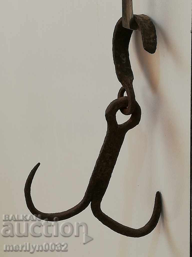 Ένα παλιό σφυρηλατημένο γάντζο αποξέσεως, διπλό κοκτέιλ μπεγκέλ - 6 Ένα παλιό σφυρηλατημένο γάντζο αποξέσεως, διπλό κοκτέιλ μπεγκέλ - 6