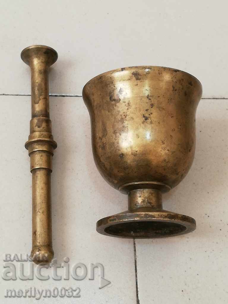 Old bronze mortar with pestle, mortar with price 69.00 BGN | € 35.28 Old bronze mortar with pestle, mortar with price 69.00 BGN | € 35.28