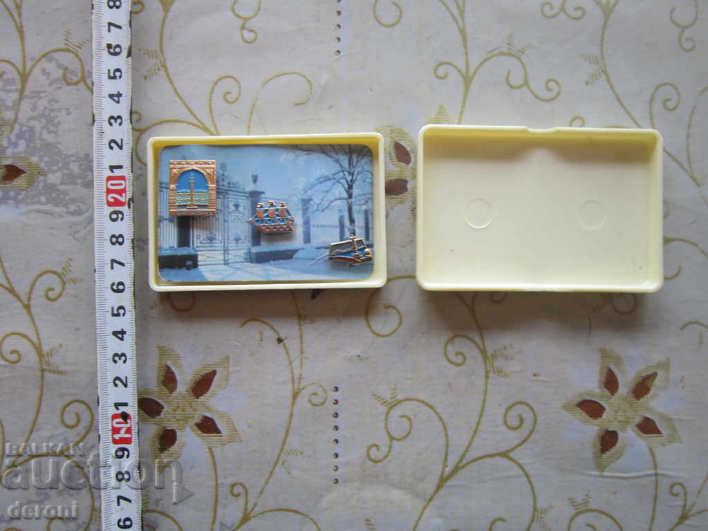 Russian badge plaque calendar calendar Leningrad with price 10.00 BGN | € 5.11 Russian badge plaque calendar calendar Leningrad with price 10.00 BGN | € 5.11