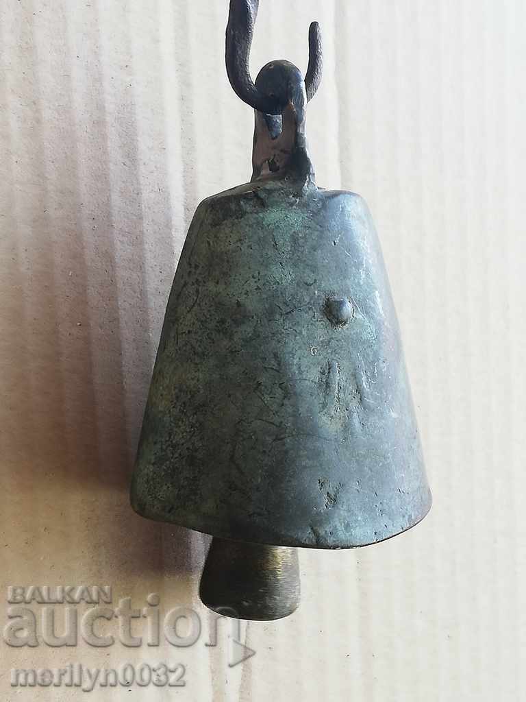 Old bronze vat, bell, clapper, bell