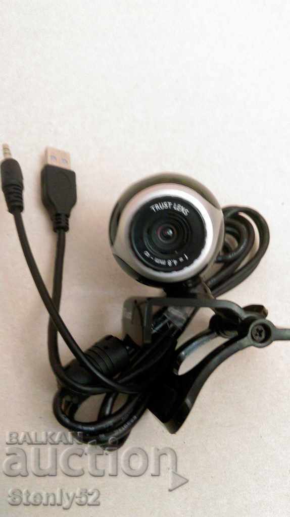 Camera for PC with price 10.00 BGN | € 5.11 Camera for PC with price 10.00 BGN | € 5.11