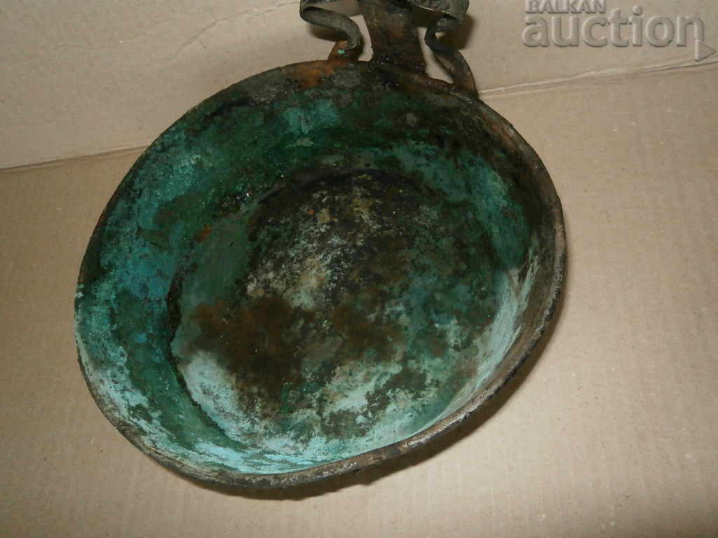 Livrarea renaștere cupru tigaie din cupru original vechi din secolul al XVIII-lea Livrarea renaștere cupru tigaie din cupru original vechi din secolul al XVIII-lea