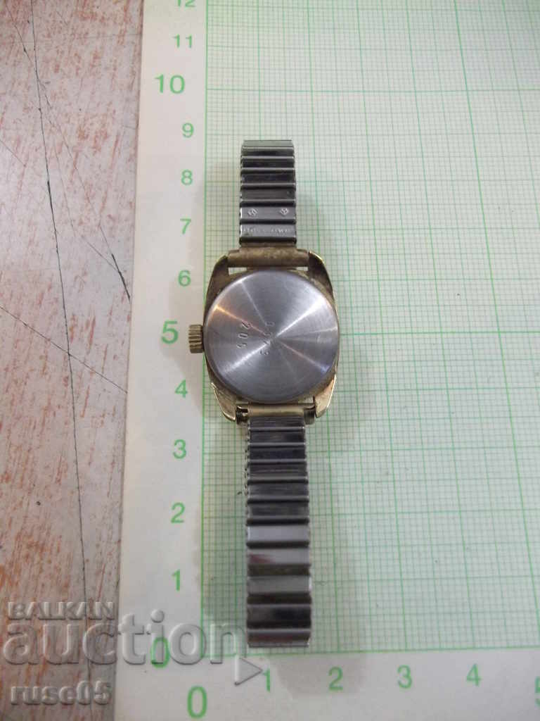 Παράδοση Χειροποίητο ρολόι "PRÄTINA" με αλυσίδα Παράδοση Χειροποίητο ρολόι "PRÄTINA" με αλυσίδα