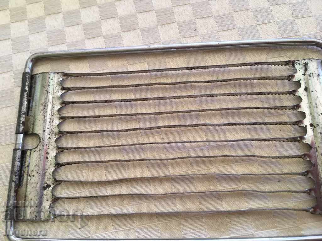 ECHIPAMENTE DE CASE PENTRU CUTAREA OGELELOR DE LEGUME PENTRU FRUCTE SI SO cu preț 3.00 BGN | € 1.53 ECHIPAMENTE DE CASE PENTRU CUTAREA OGELELOR DE LEGUME PENTRU FRUCTE SI SO cu preț 3.00 BGN | € 1.53