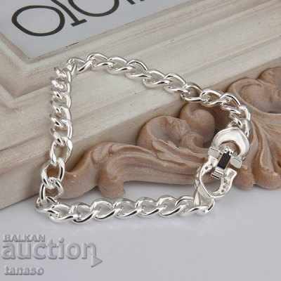 Stylish chic ladies bracelet, chain with price 15.99 BGN | € 8.18 Stylish chic ladies bracelet, chain with price 15.99 BGN | € 8.18