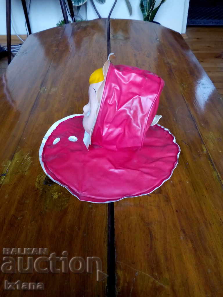 Παράδοση Παλιό φουσκωτό Nevaishka Παράδοση Παλιό φουσκωτό Nevaishka