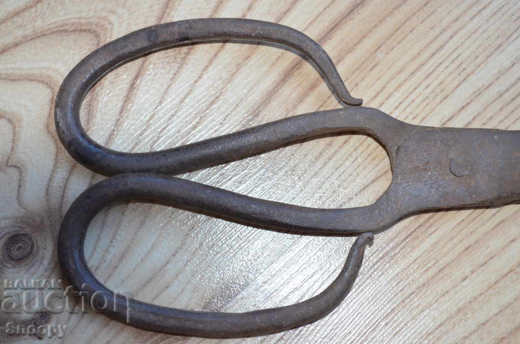 Auction  Old hand forged scissors