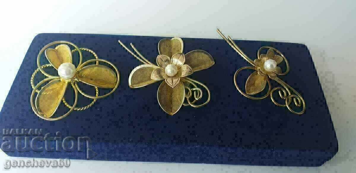 Livrarea Frumoase broșe vechi „Trifoi” cu perle
