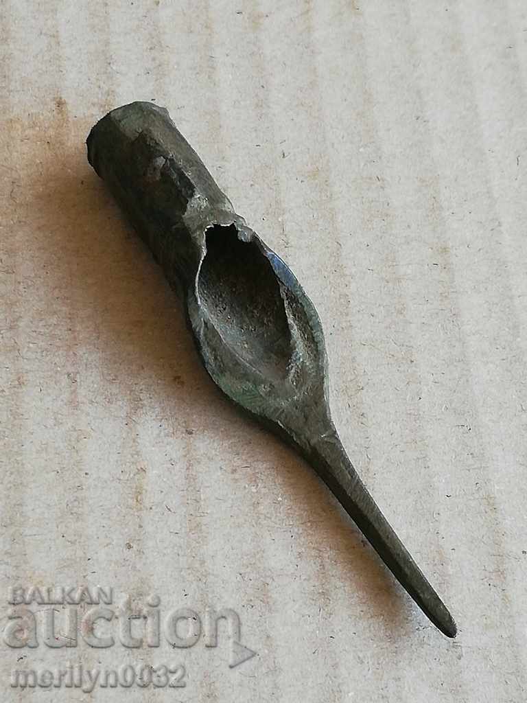 Parts of a flint pistol pistol feather for a bronze scoop with price 49.00 BGN | € 25.05