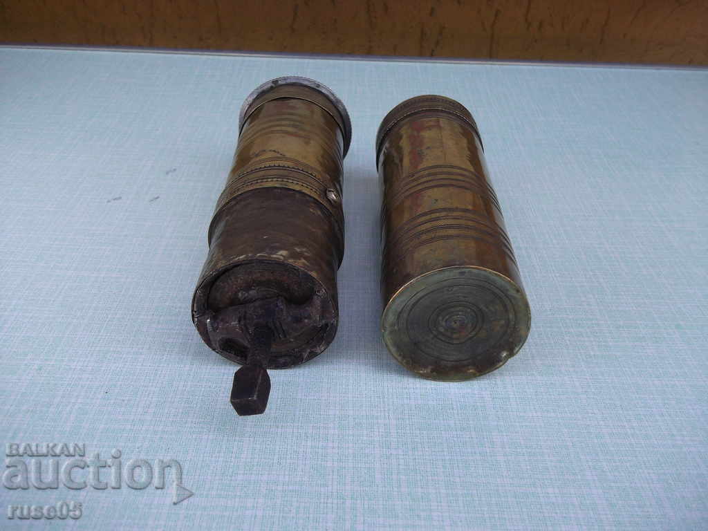 Delivery of A pepper grinder and others. bronze old - 5 Delivery of A pepper grinder and others. bronze old - 5