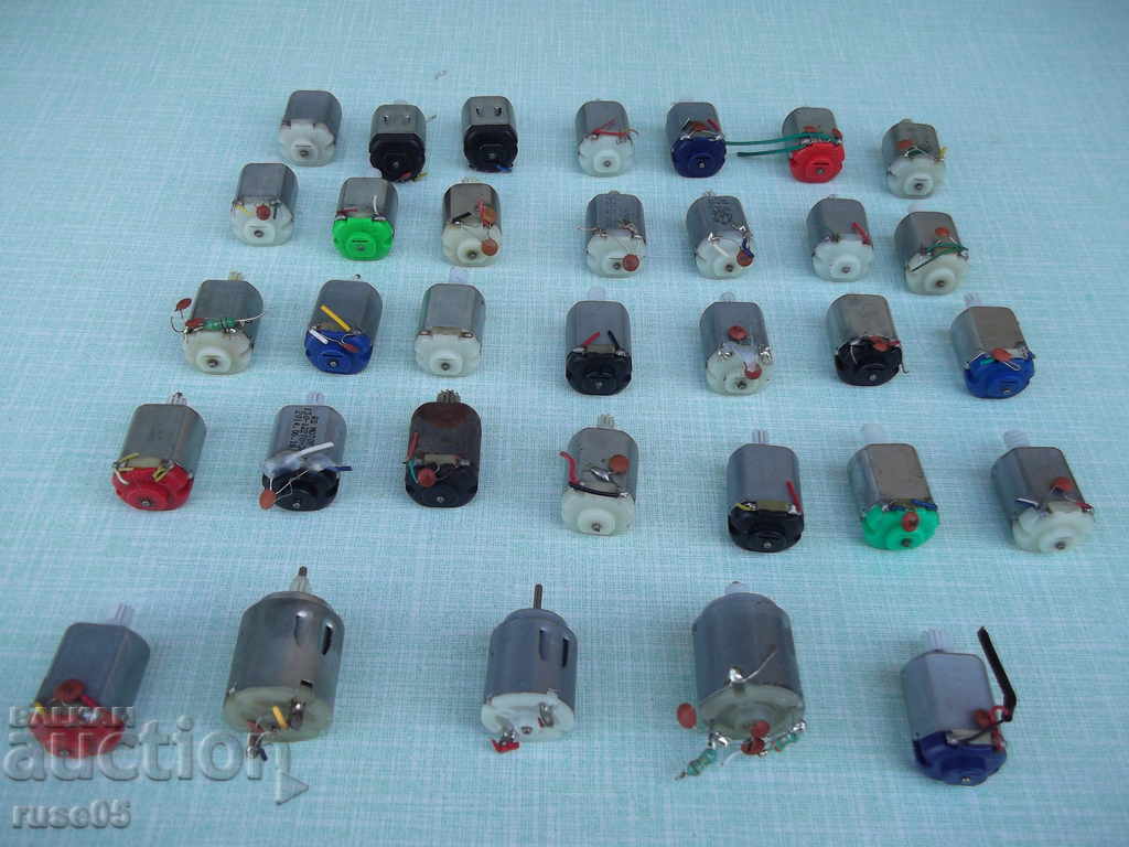 Lot of 33 pcs. microelectric motors DC with price 70.00 BGN | € 35.79 Lot of 33 pcs. microelectric motors DC with price 70.00 BGN | € 35.79