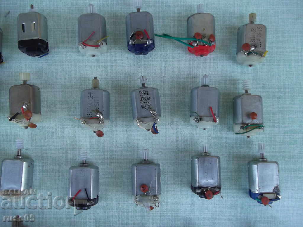 Delivery of Lot of 33 pcs. microelectric motors DC Delivery of Lot of 33 pcs. microelectric motors DC