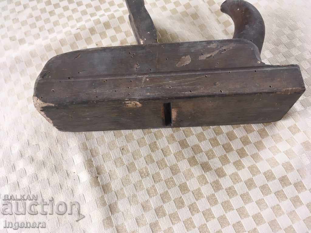 Auction  RENDE STEEL WITHOUT BUTTER