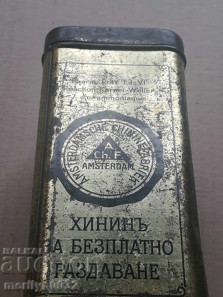 Auction  Old Dutch medicine box for quinine against malaria