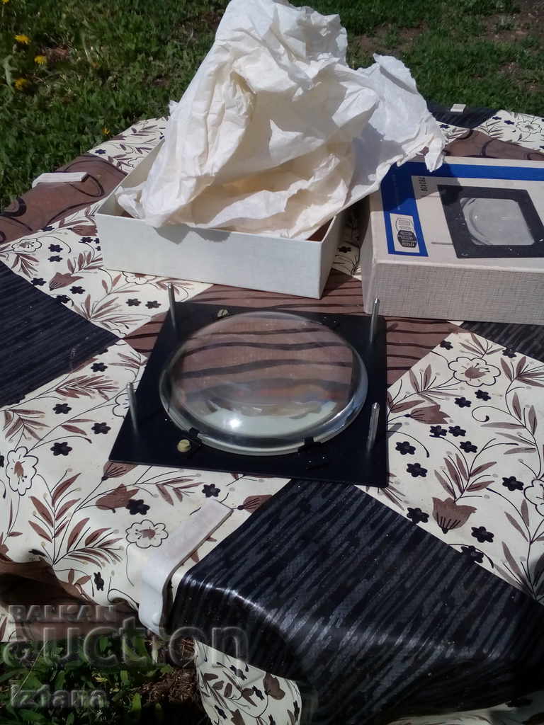 An old magnifying glass for an apparatus - 5
