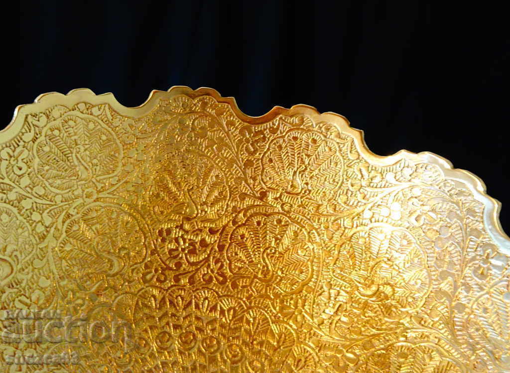 Auction Bronze fruit bowl, salad bowl with peacocks, 780 gr Auction Bronze fruit bowl, salad bowl with peacocks, 780 gr