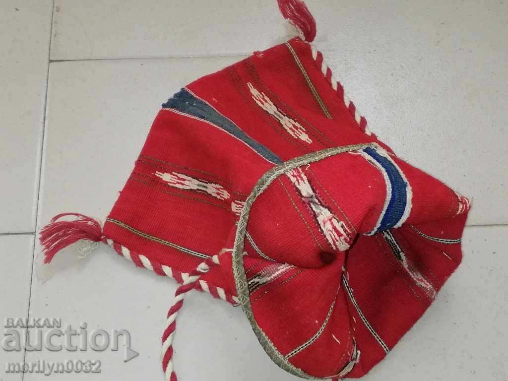 An old, hand-wraped keldard pouch with a purse - 5