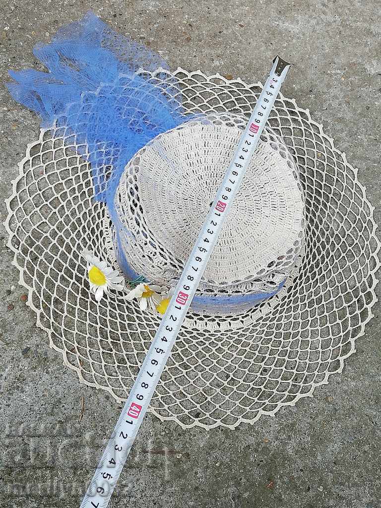 Licitație Pălăria doamnelor înfipte o bomba de mei Licitație Pălăria doamnelor înfipte o bomba de mei